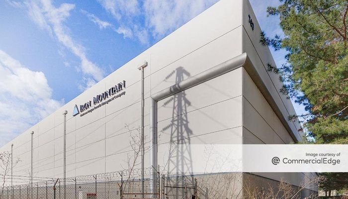 Warehouse Space for Rent at 700 Burning Tree Rd. Fullerton, CA 92833 - #2