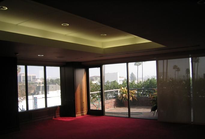 8900 Wilshire photo 3