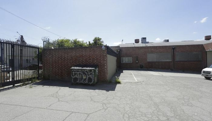 Warehouse Space for Rent at 2840 E 11th St Los Angeles, CA 90023 - #7