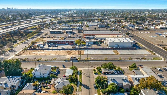 Warehouse Space for Rent at 4630 E Olive Ave Fresno, CA 93702 - #10