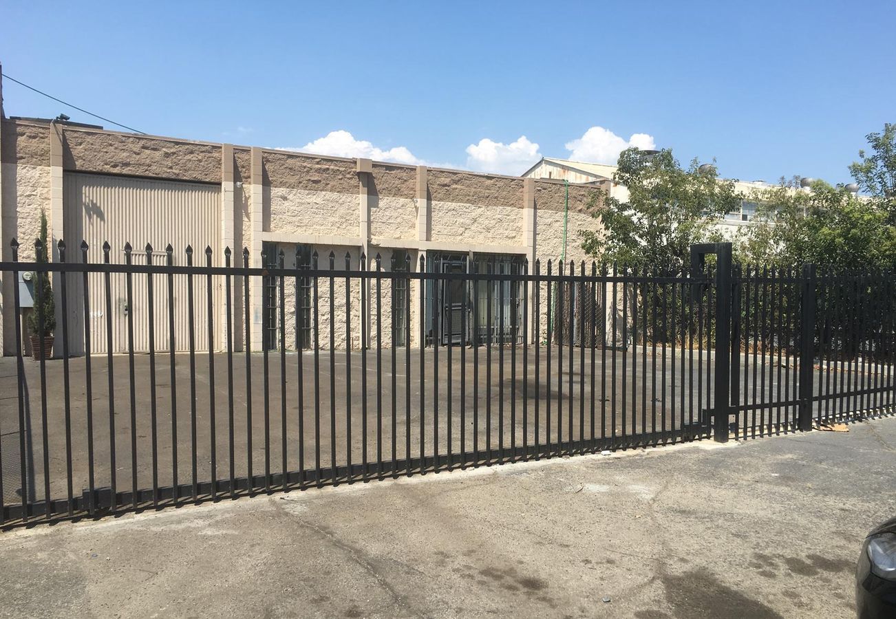 Industrial Property For Lease photo 1