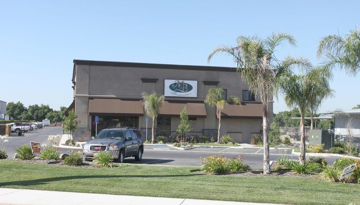 Warehouse Space for Sale at 515 Noble Ave Farmersville, CA 93223 - #2