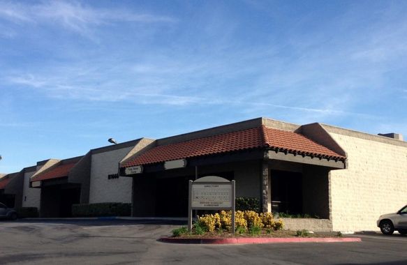 Freeway Industrial Park Building R