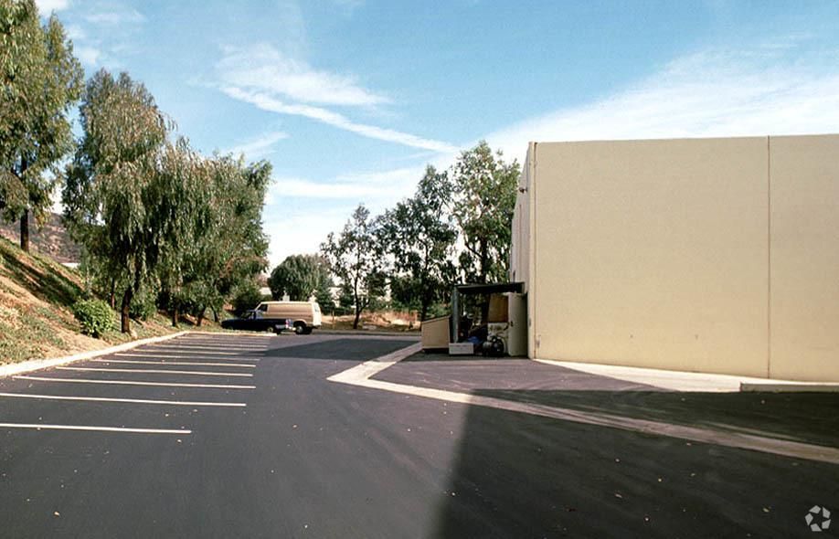 Bldg 6 photo 1