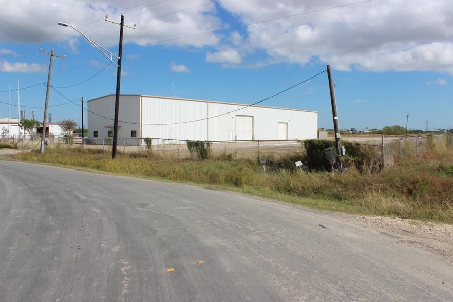 1034 Southern Minerals Rd photo 3