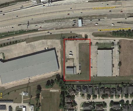 6715 N Sam Houston Pky W