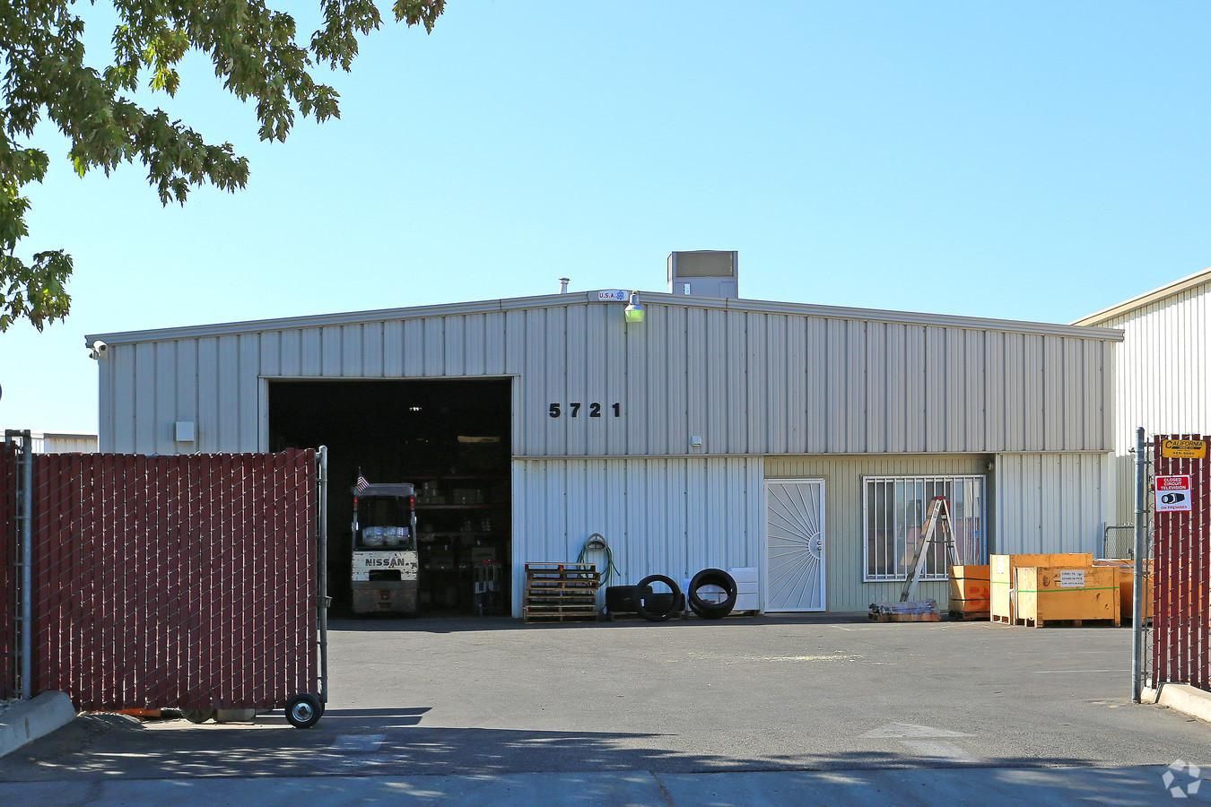 Industrial Property For Lease photo 1