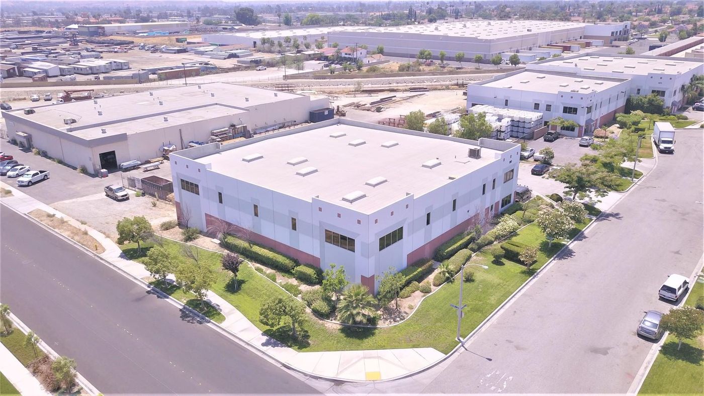 Bldg 6 photo 4