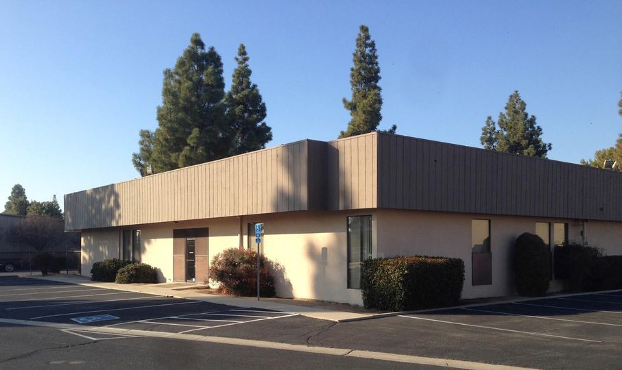 2788 N. Larkin Avenue - Building A