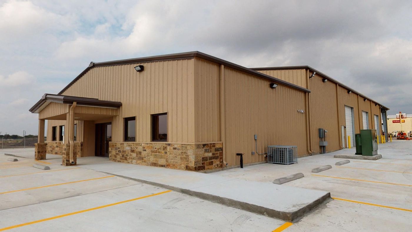 5560 Kingpin Dr - Kingpin Industrial Park photo 1