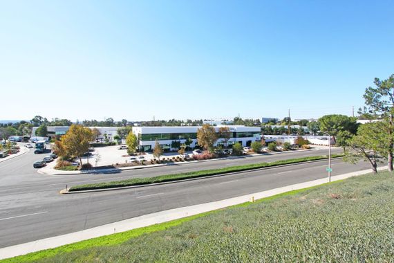 Industrial Facility for Lease in Lake Forest