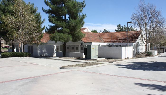 Warehouse Space for Rent at 4130 Hallmark Pky San Bernardino, CA 92407 - #4