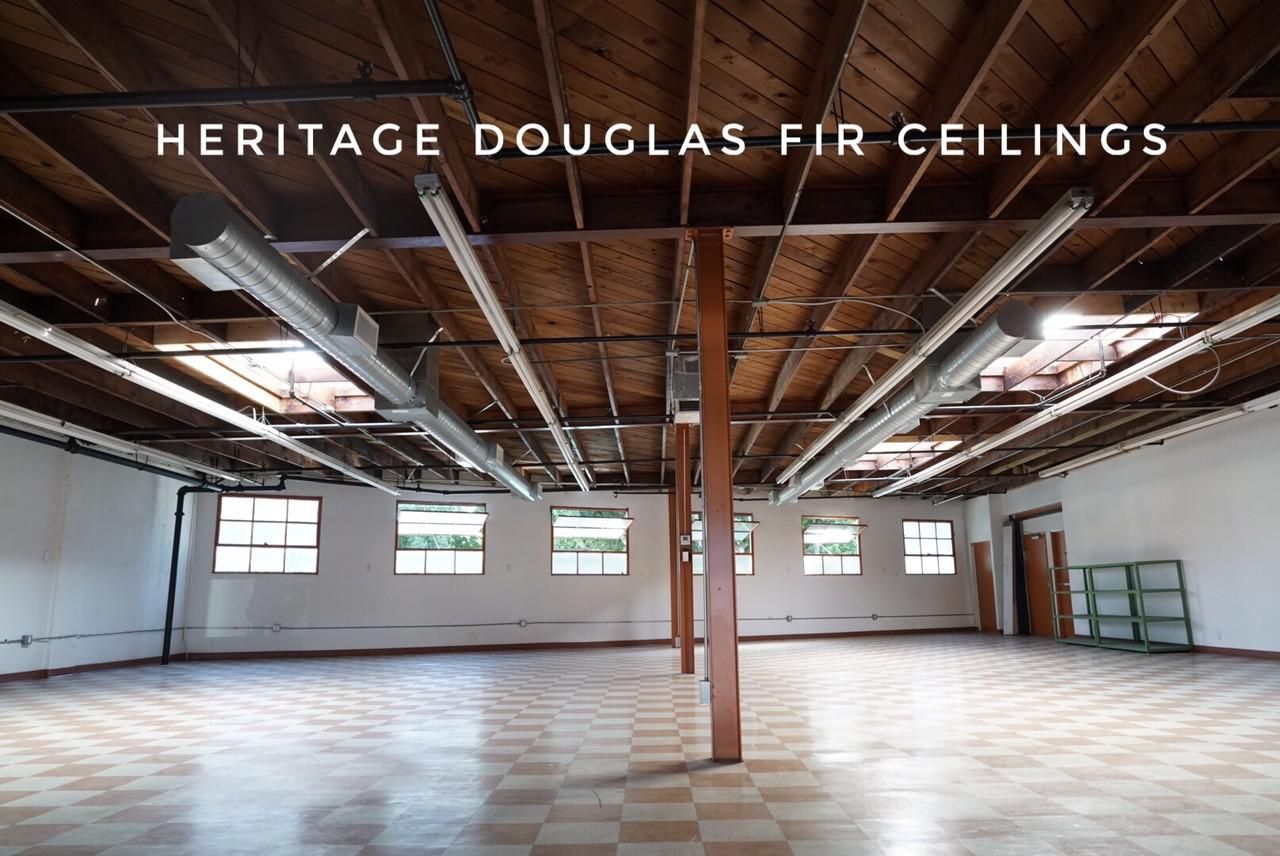 Retail Property For Lease photo 4