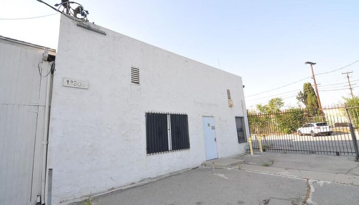 Warehouse Space for Rent at 13303 Louvre St Pacoima, CA 91331 - #1