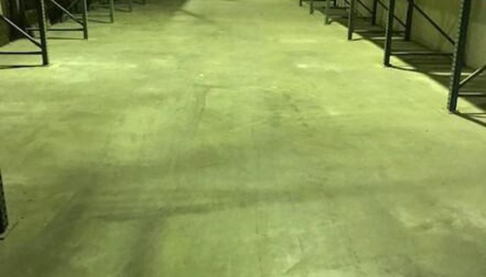 Warehouse Space for Rent at 711 E Rosecrans Ave Los Angeles, CA 90059 - #8