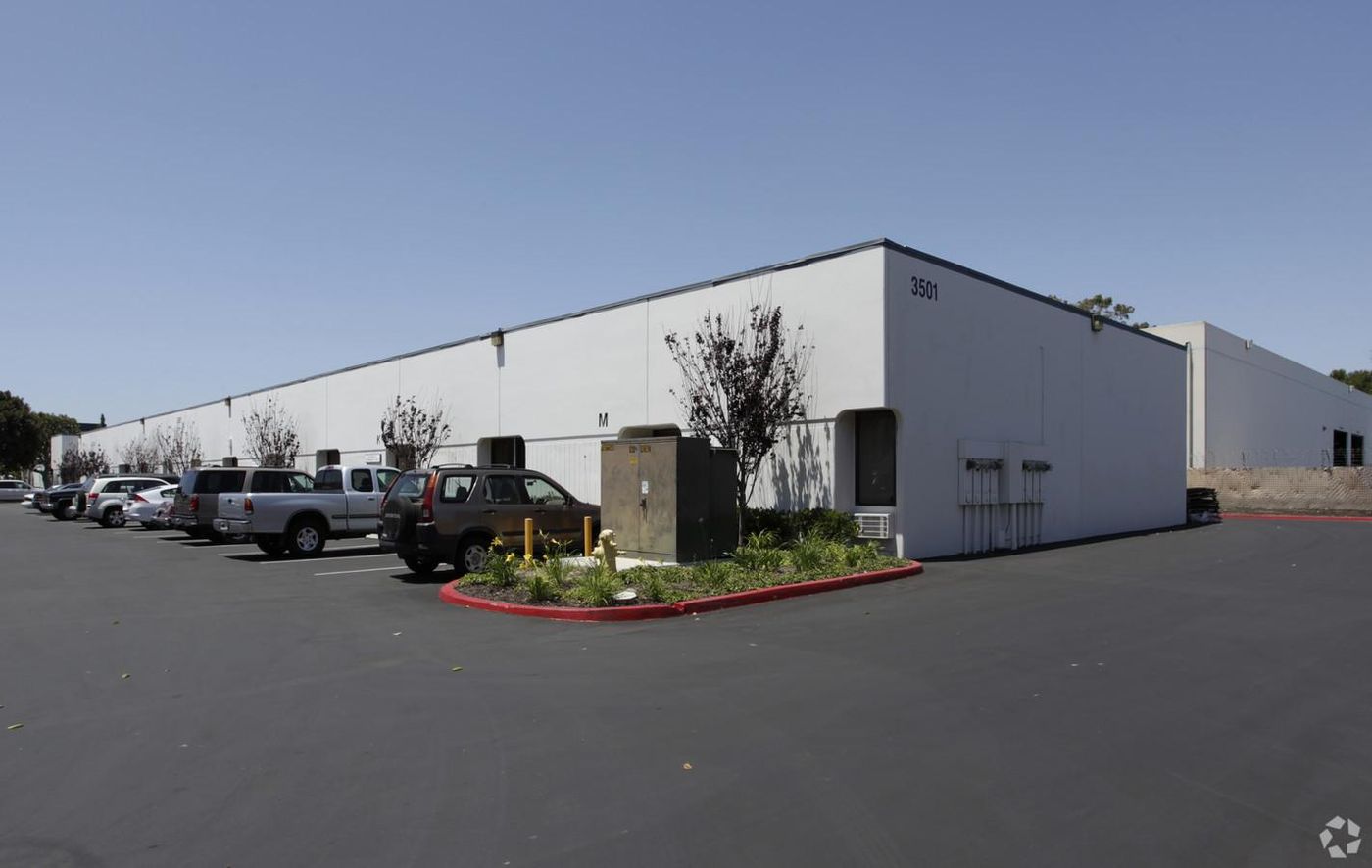 Industrial Property For Lease photo 1
