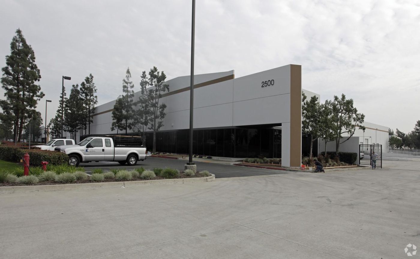 Industrial Property For Lease photo 1