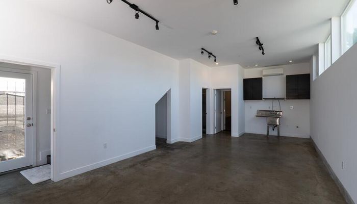 Office Space for Rent at 2513 Lincoln Blvd Venice, CA 90291 - #1