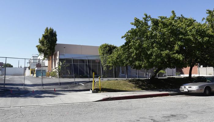 Warehouse Space for Sale at 20232 Sunburst St Chatsworth, CA 91311 - #1