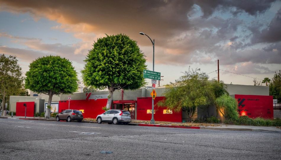 Office/Retail Property For Lease