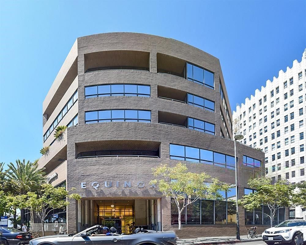 Santa Monica Square photo 1