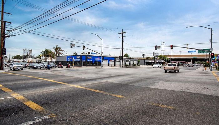 Warehouse Space for Sale at 2719-2735 E Artesia Blvd Long Beach, CA 90805 - #25