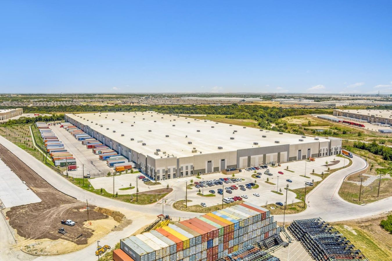 Intermodal Logistics Center Building 6 photo 3