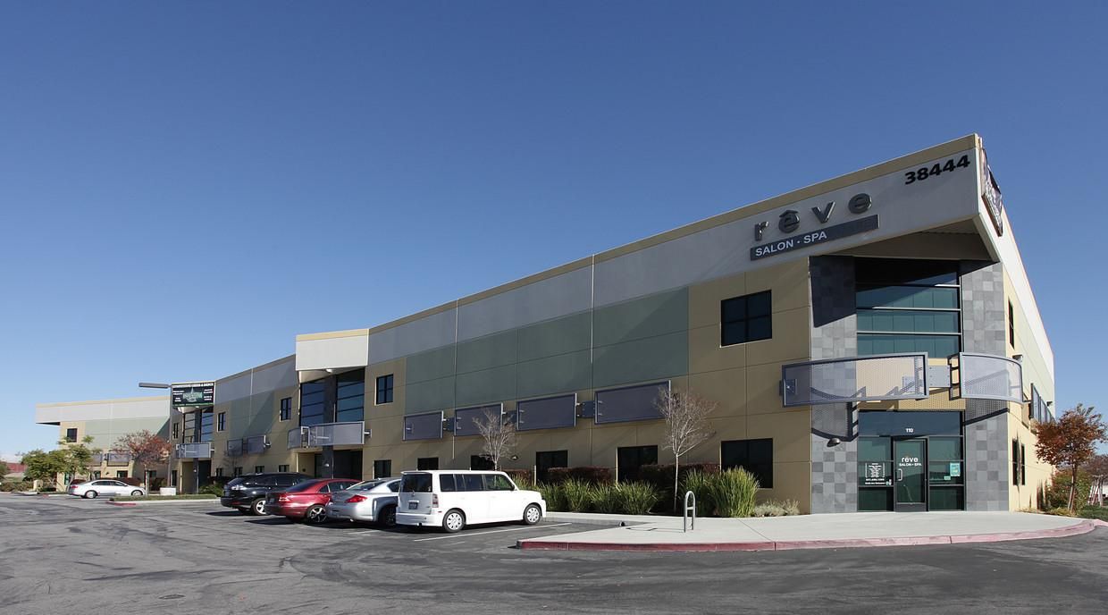 Silverhawk Business Park photo 2