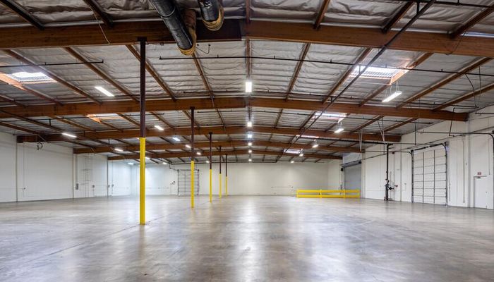 Warehouse Space for Rent at 1040 N Kraemer Pl Anaheim, CA 92806 - #17