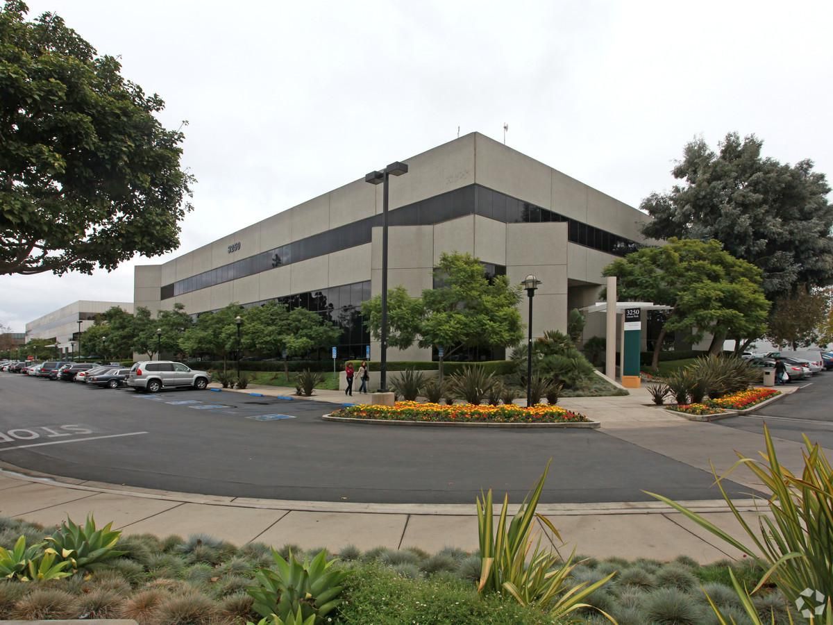 3250 Ocean Park Blvd photo 2