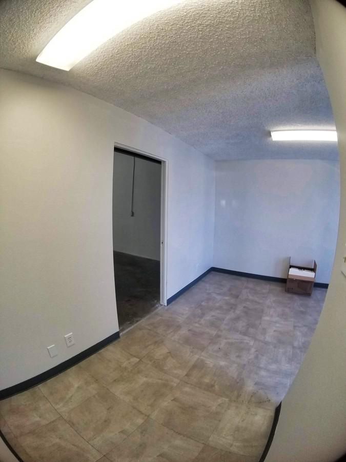 Flex Property For Lease photo 4