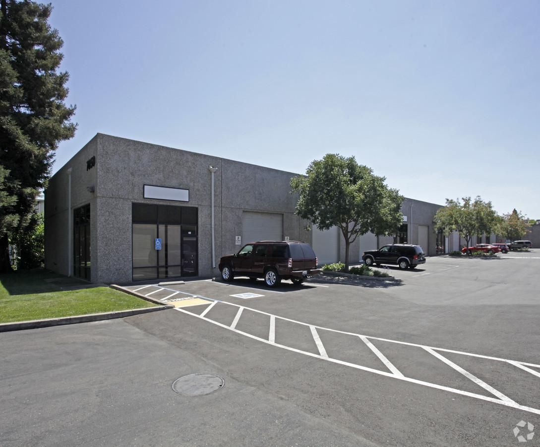 Industrial Property For Lease photo 3