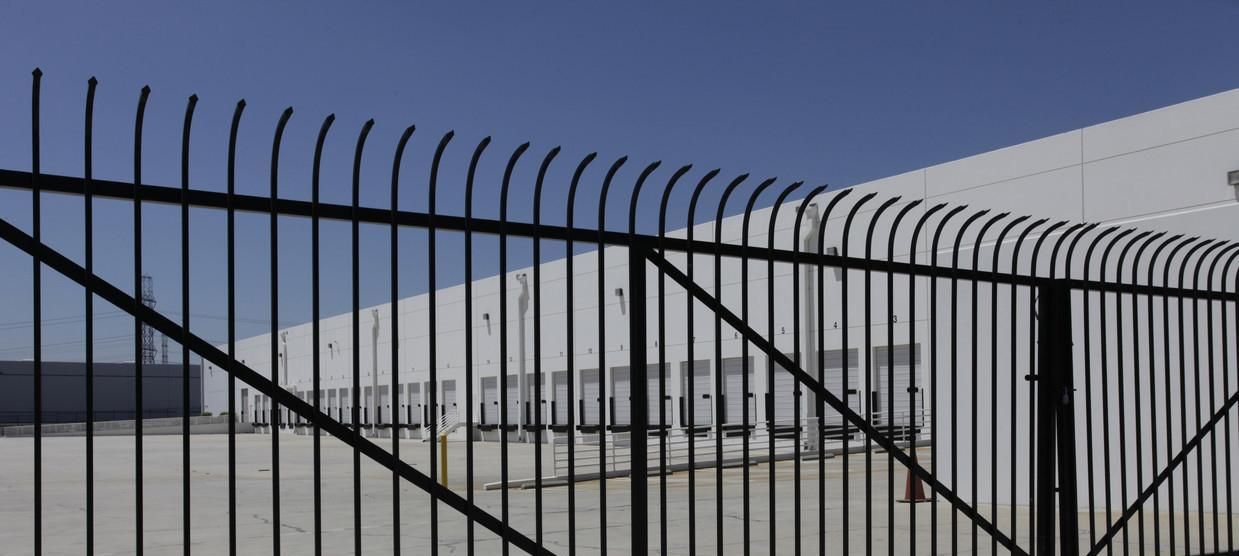 ±130,562 SF E-Commerce Warehouse photo 3