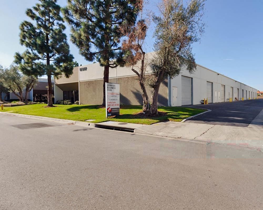 Cerritos Industrial Park photo 3