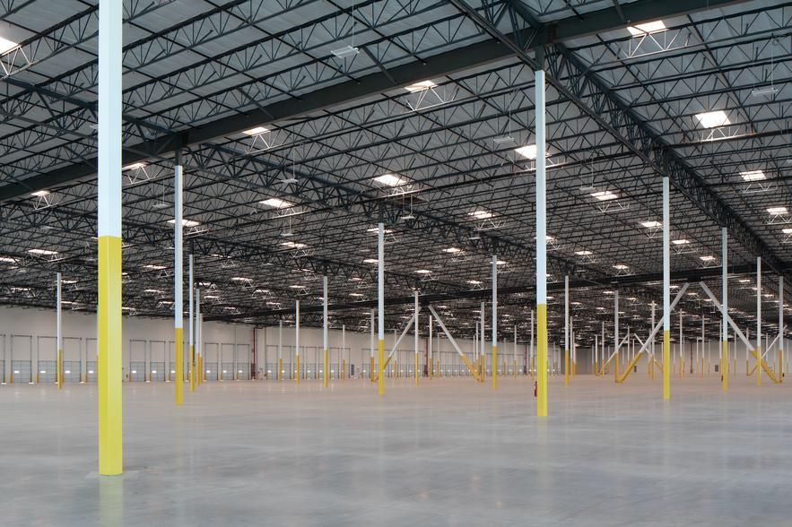 LogistiCenter at Rialto 1642 W Miro Way photo 3