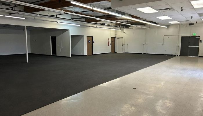 Warehouse Space for Rent at 13695 Mariposa Road Victorville, CA 92392 - #6