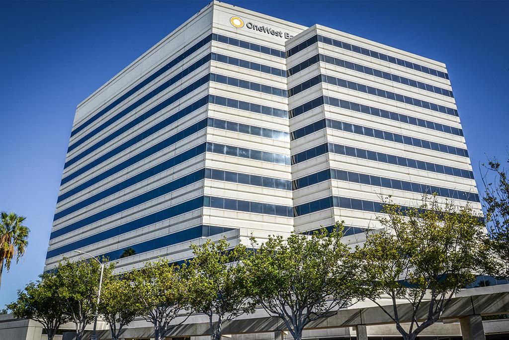 401 Wilshire Blvd photo 1