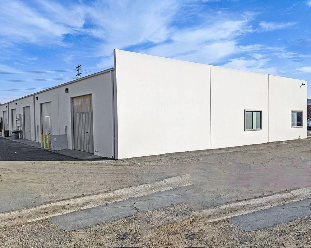 1515 & 1525 West MacArthur Blvd photo 2