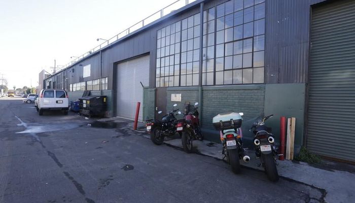 Warehouse Space for Rent at 6007 S St Andrews Pl Los Angeles, CA 90047 - #18