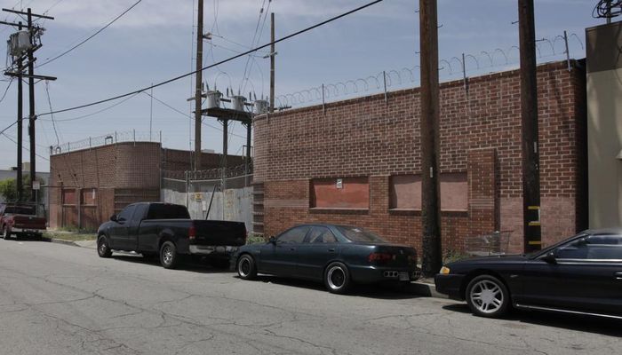 Warehouse Space for Rent at 6869-6873 Farmdale Ave North Hollywood, CA 91605 - #3