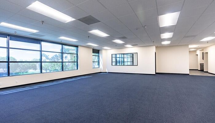 Warehouse Space for Rent at 14821 E Northam St La Mirada, CA 90638 - #17