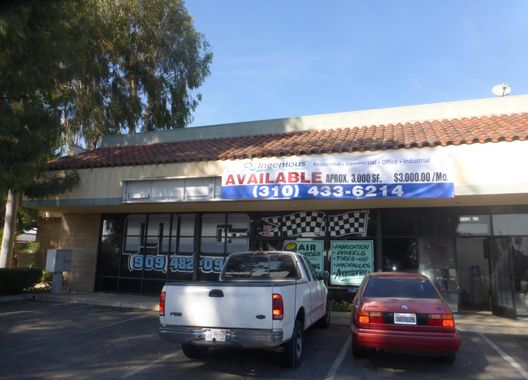 Holt Automotive Center