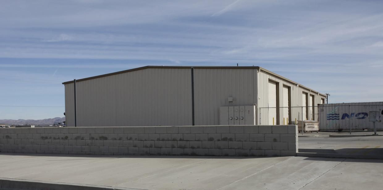 Bldg A photo 2