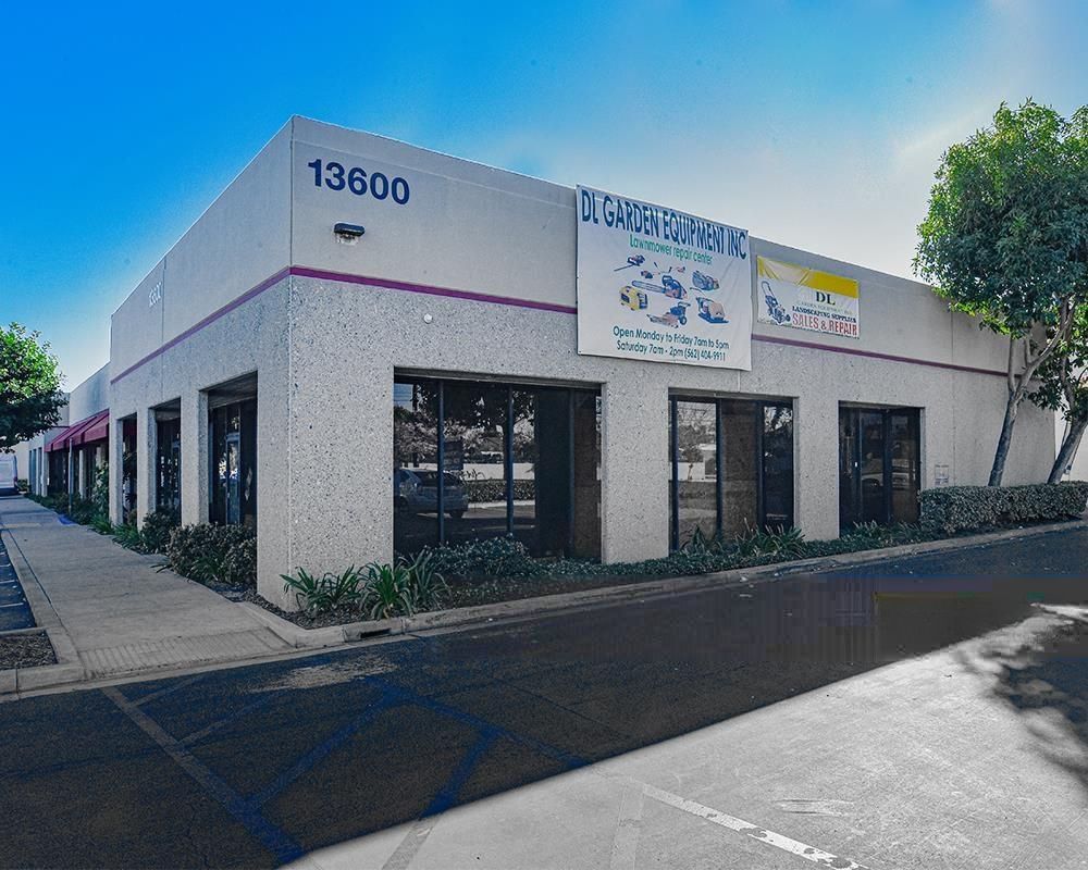 13608 Imperial Hwy photo 4