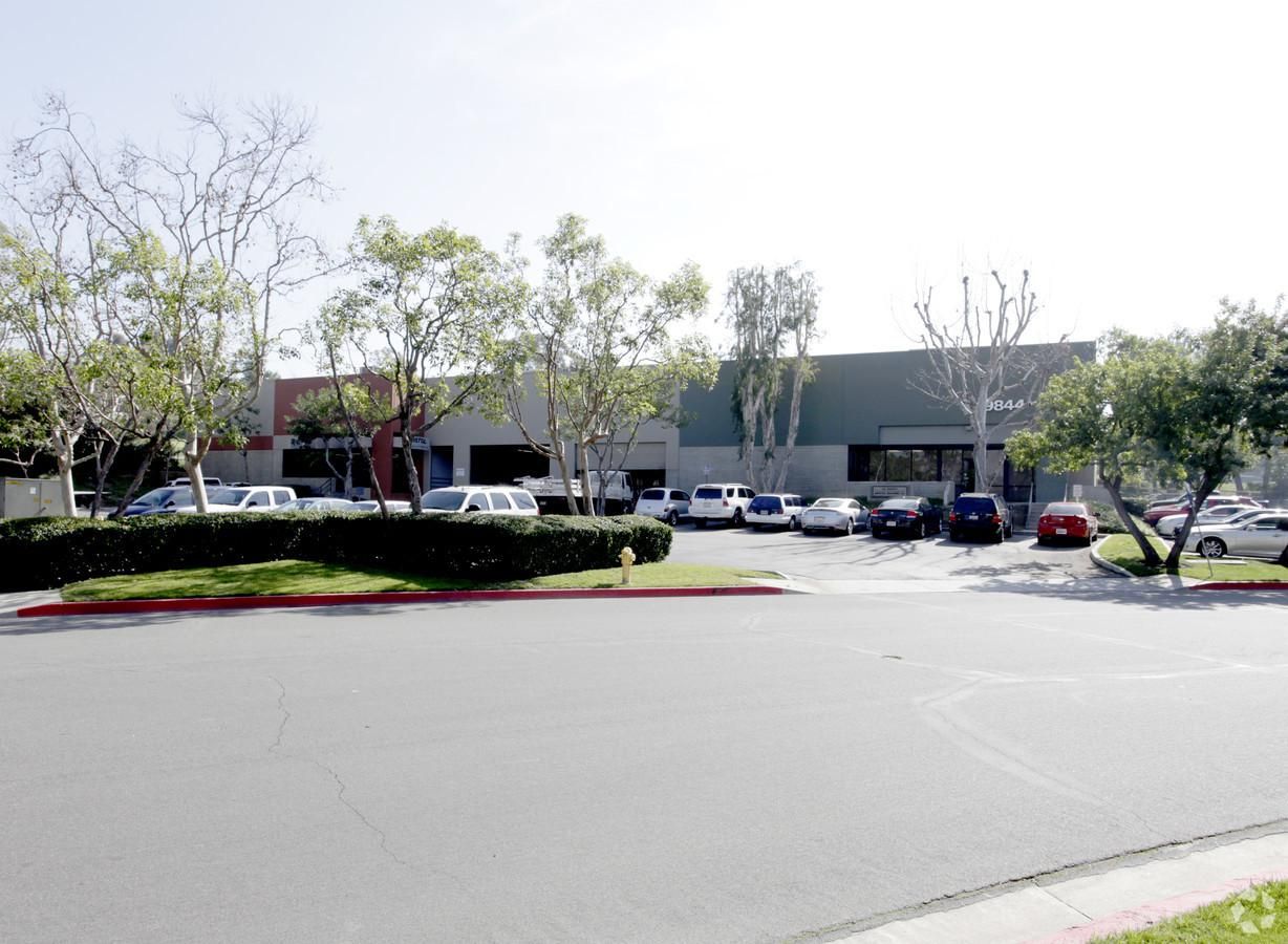 Multiple Spaces Property for Lease photo 3