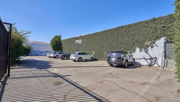 Warehouse Space for Sale at 2901 S San Pedro St Los Angeles, CA 90011 - #8