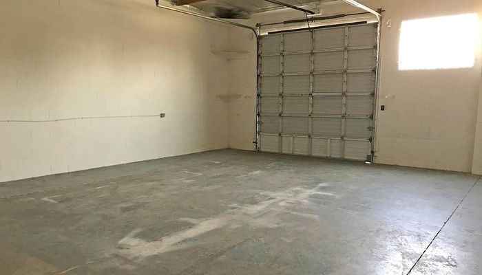 Warehouse Space for Rent at 20600-20620 Lassen St Chatsworth, CA 91311 - #2