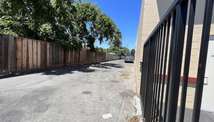 Warehouse Space for Rent at 3084-3088 El Camino Real Santa Clara, CA 95051 - #7
