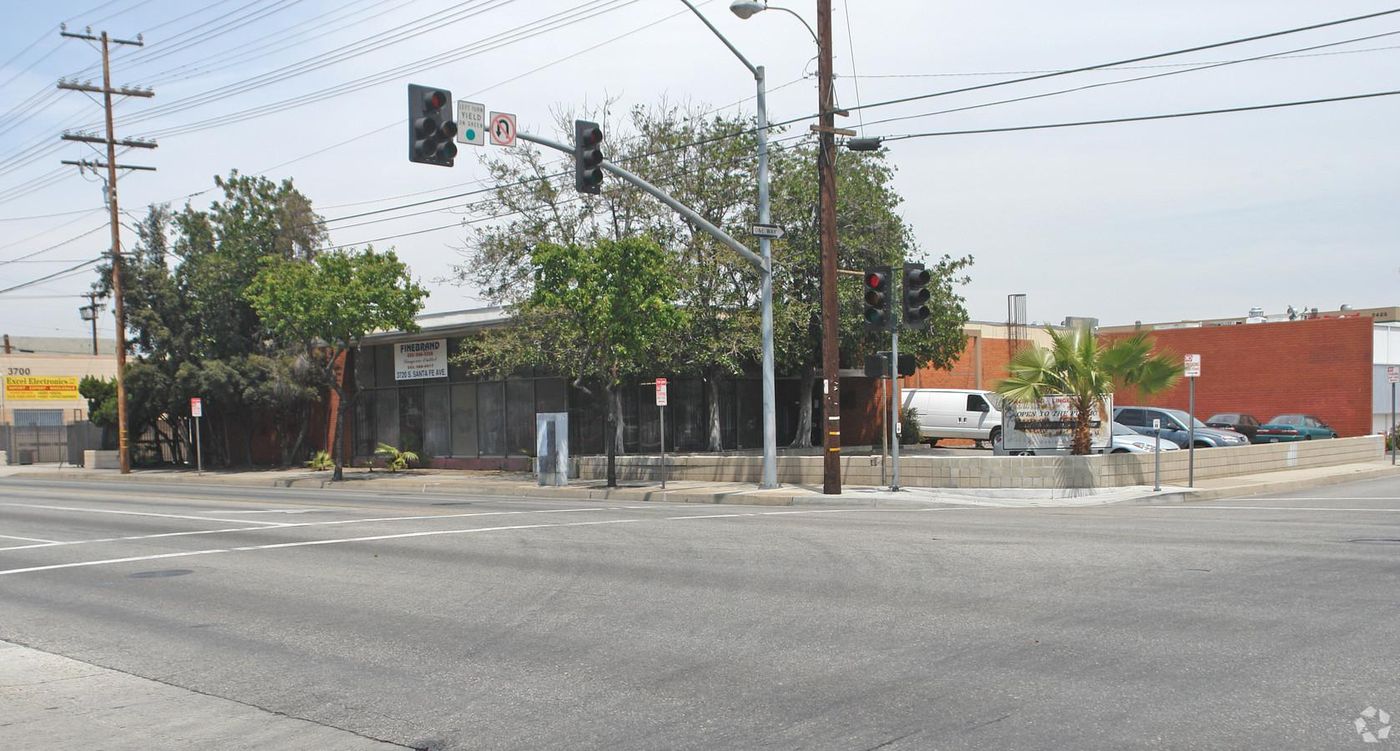 Industrial Property For Lease photo 4