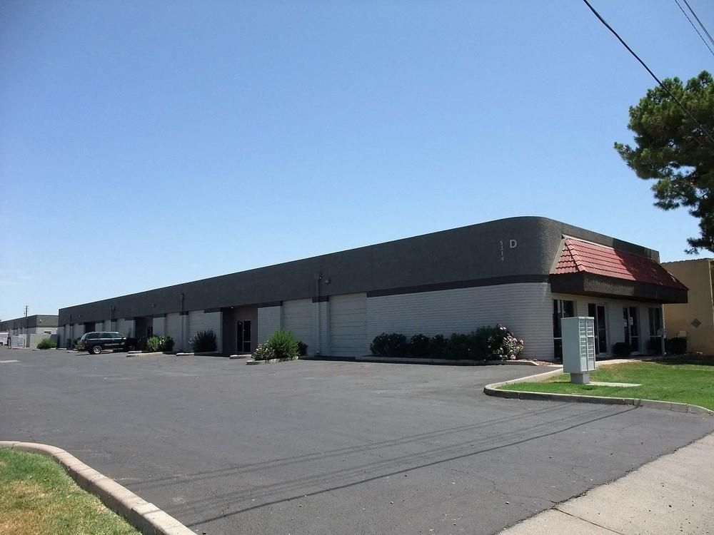 LUKE AVENUE BUSINESS PARK photo 1